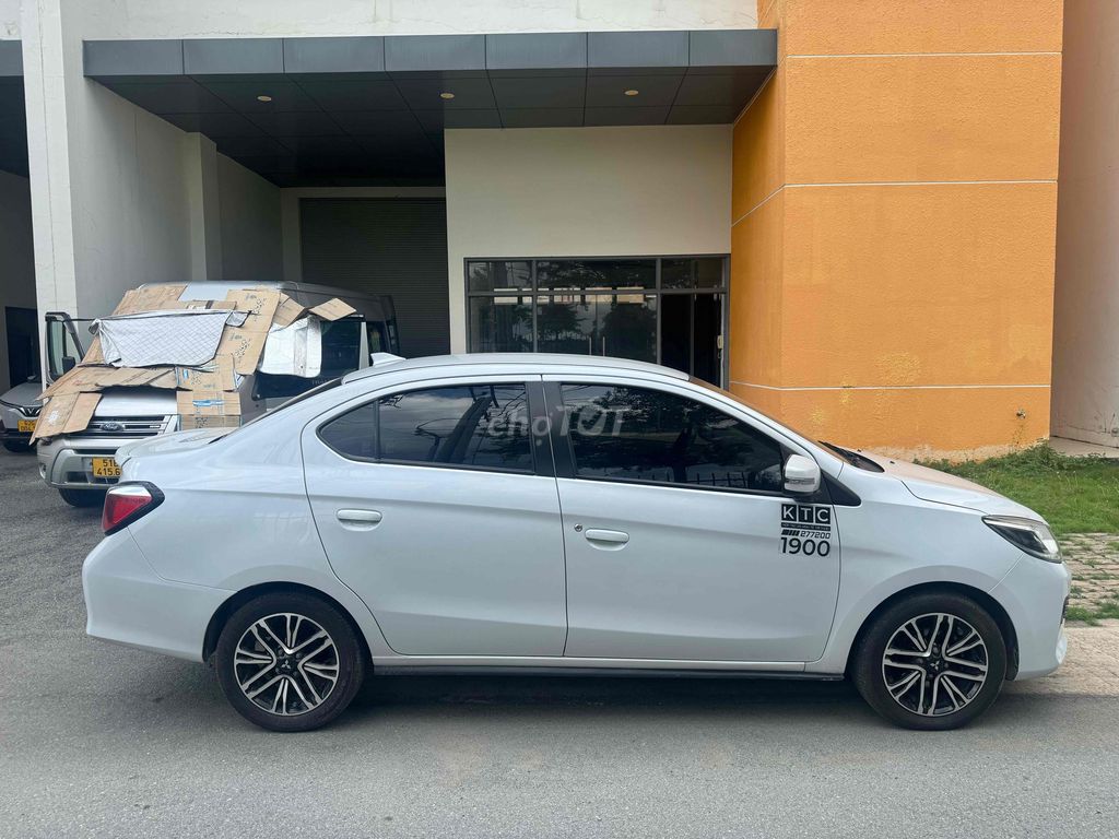 Mitsubishi Attrage 2021 - ảnh 1