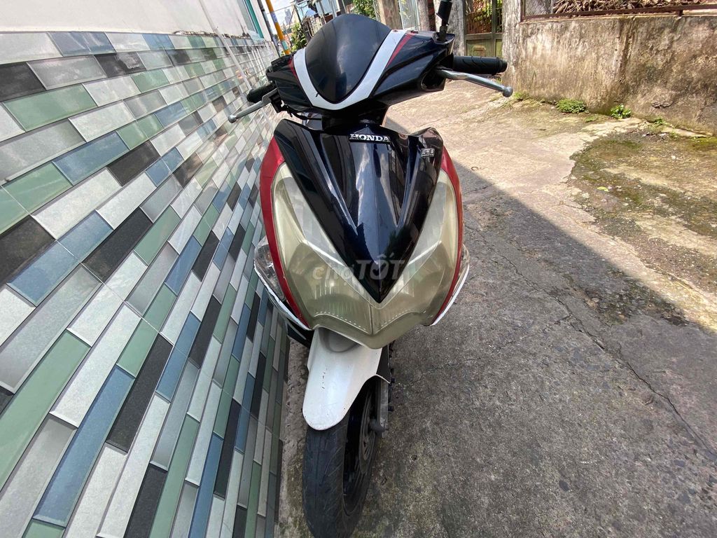 Honda Air Blade 2011 - ảnh 4
