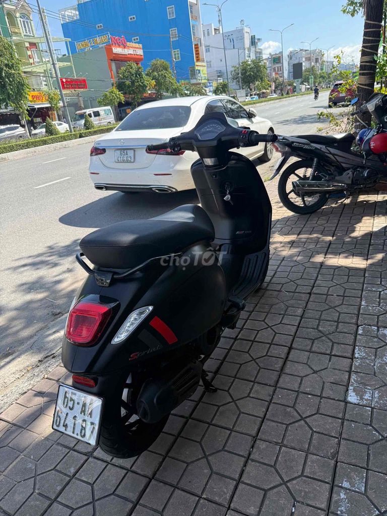 Piaggio Vespa 2025 - ảnh 4