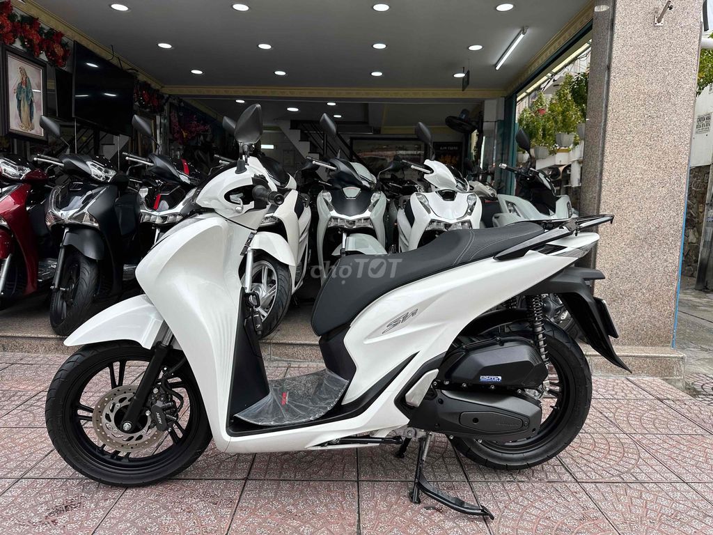 Honda SH 2022 - ảnh 1