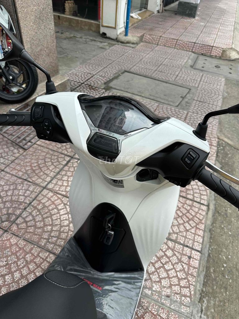 Honda SH 2022 - ảnh 4