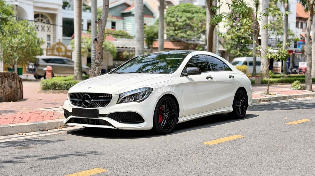 Mercedes-Benz 2018 - ảnh 2