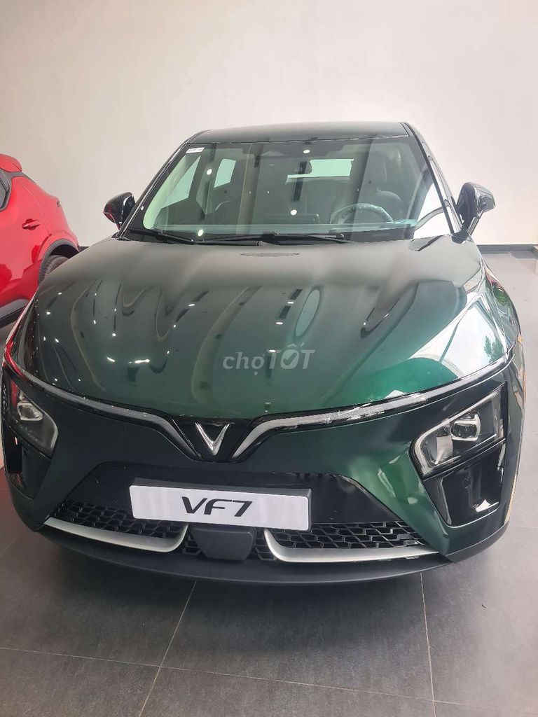 VinFast VF7 Eco - ảnh 1