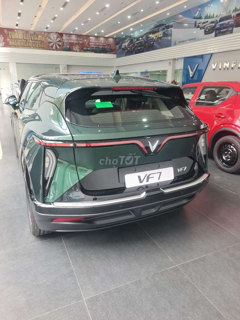 VinFast VF7 Eco - ảnh 2