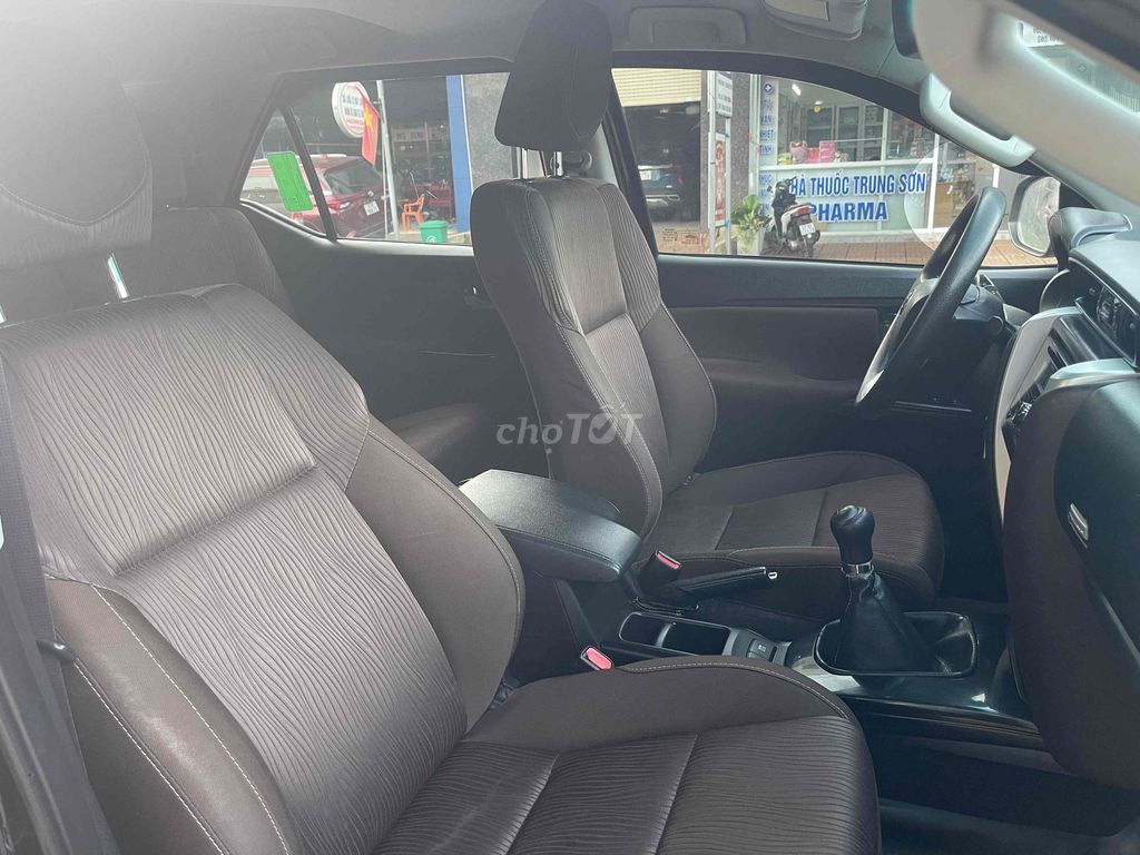 Toyota Fortuner 2017 - ảnh 2