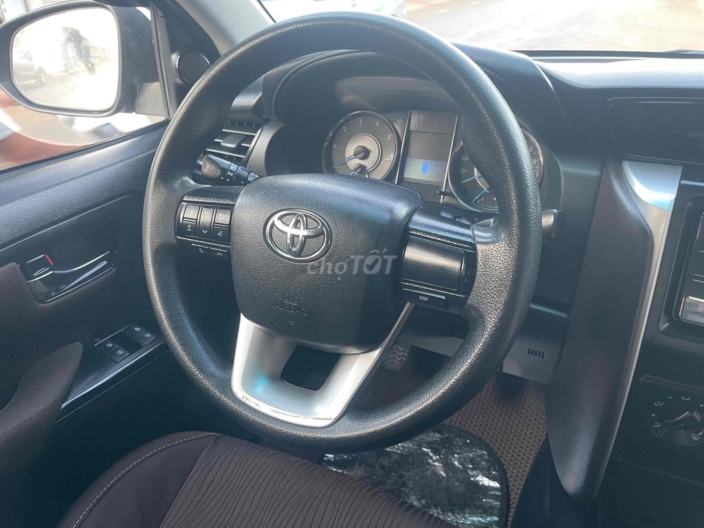 Toyota Fortuner 2017 - ảnh 4