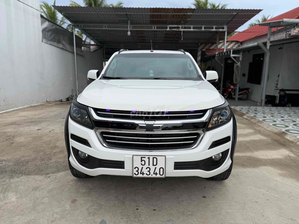 Chevrolet Colorado 2018 - ảnh 1