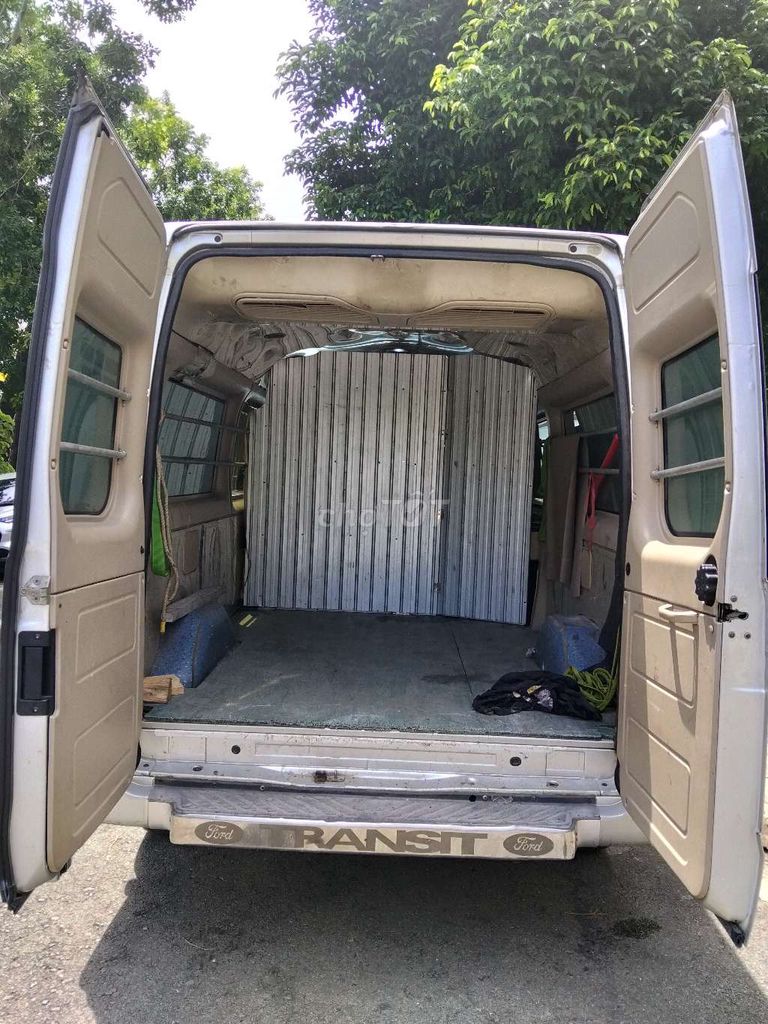 Ford Transit - ảnh 4