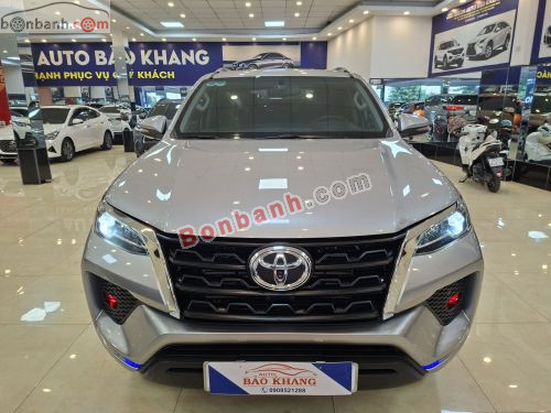 Toyota Fortuner 2.4G 4x2 AT 2021 - ảnh 1