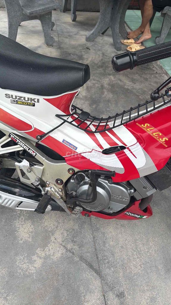 Suzuki 2000 - ảnh 2