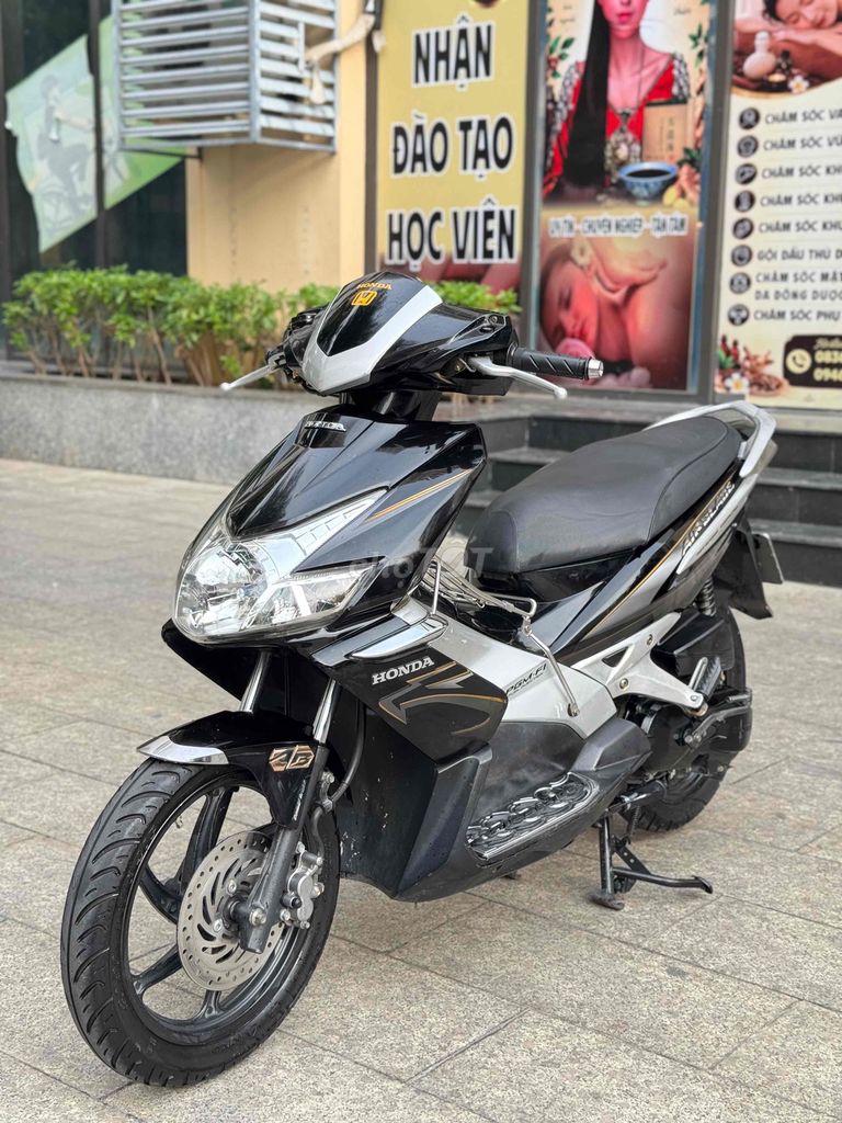 Honda Airblade 2010 - ảnh 2