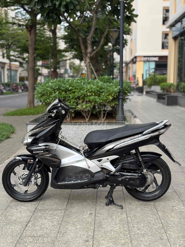 Honda Airblade 2010 - ảnh 3
