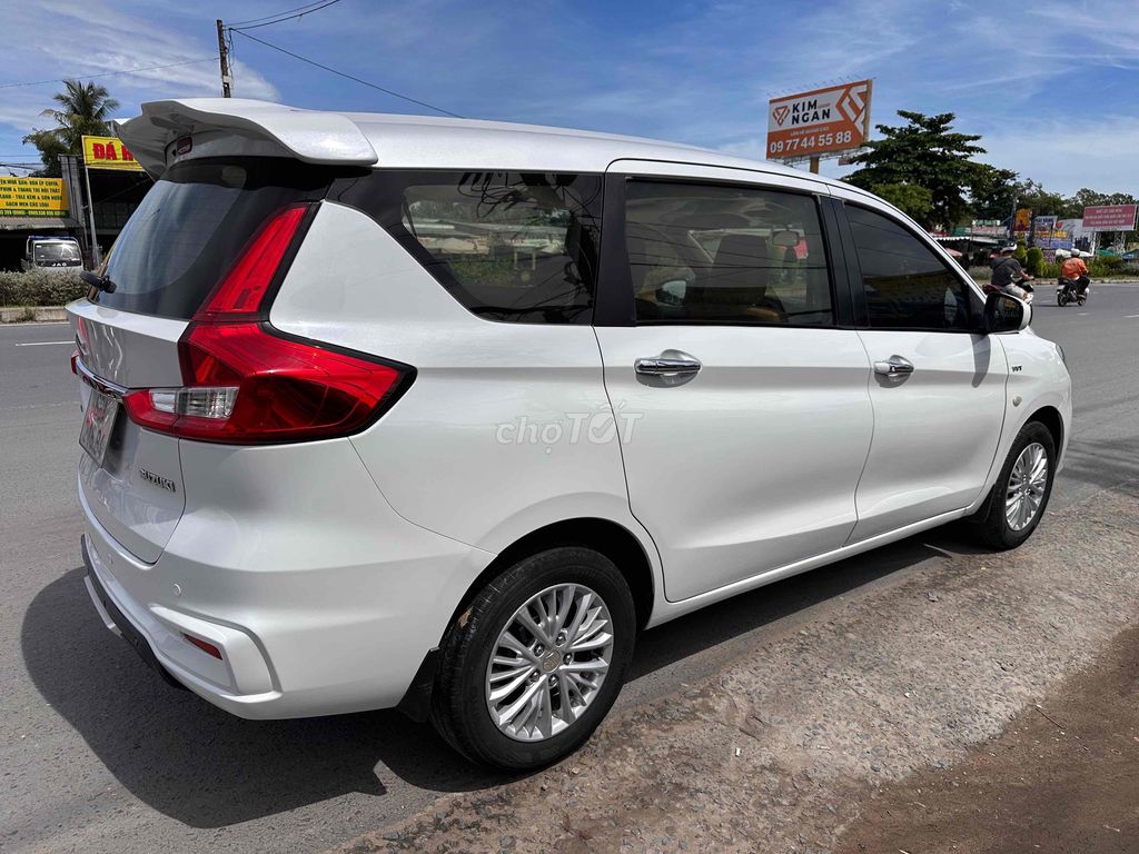 Suzuki Ertiga 2021 - ảnh 5