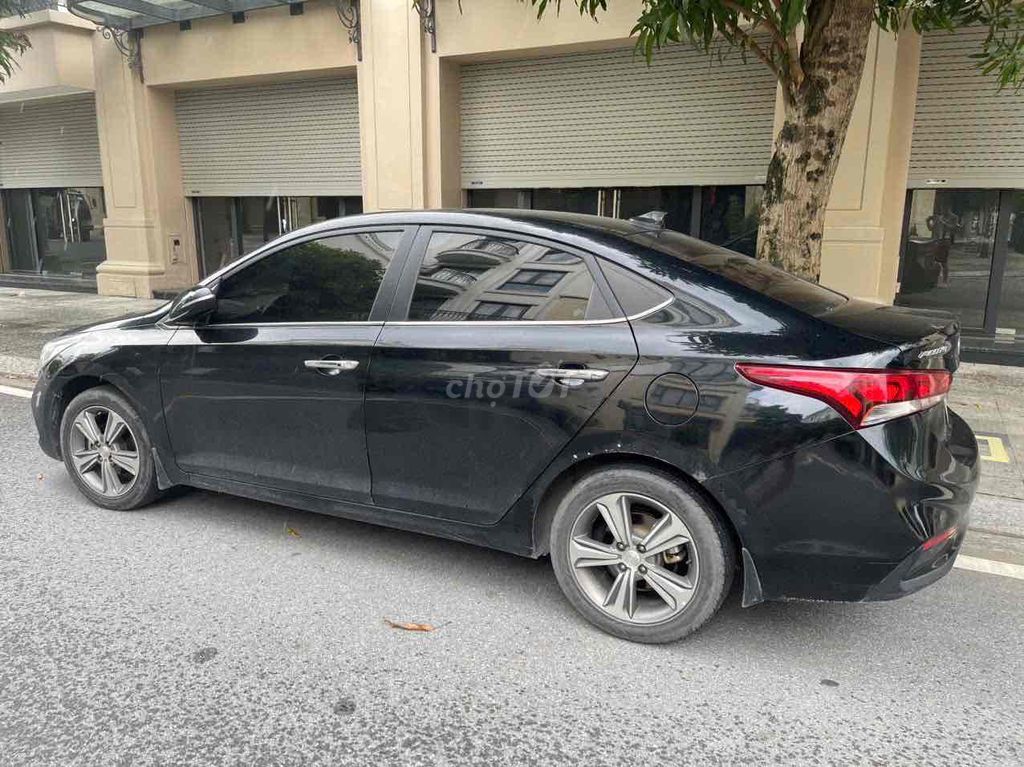 Hyundai Accent 2018 - ảnh 4