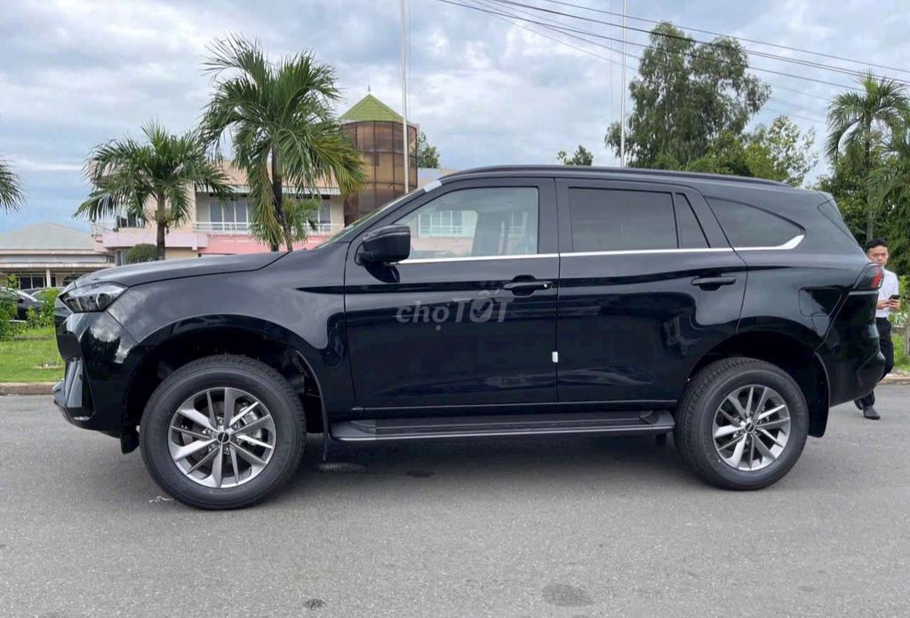 Isuzu 2025 - ảnh 4