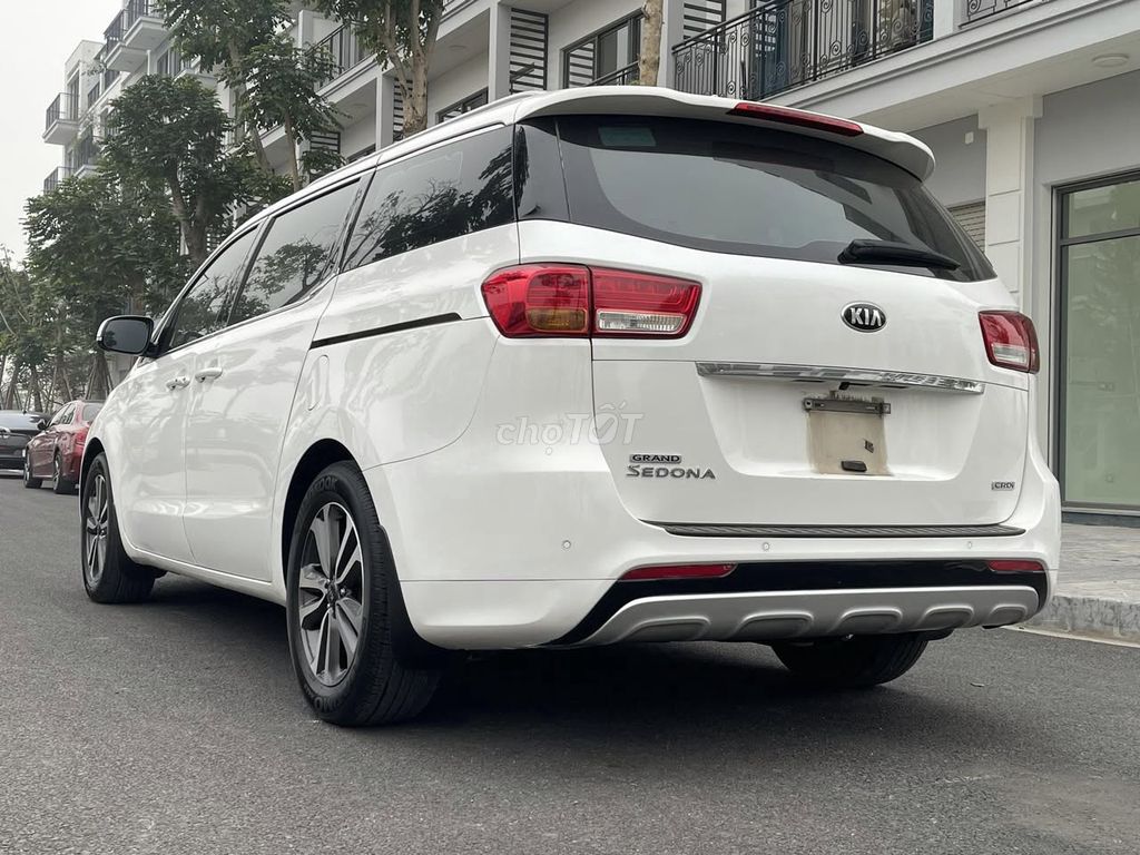 Kia Sedona 2018 - ảnh 3