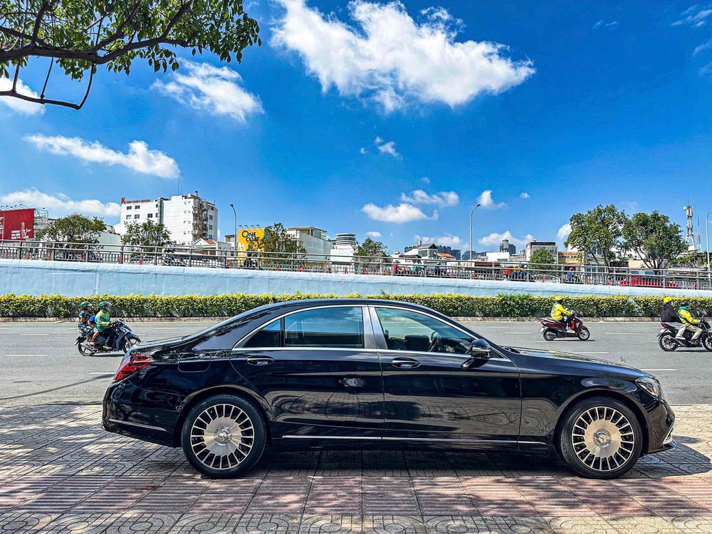 Mercedes-Benz 2020 - ảnh 4