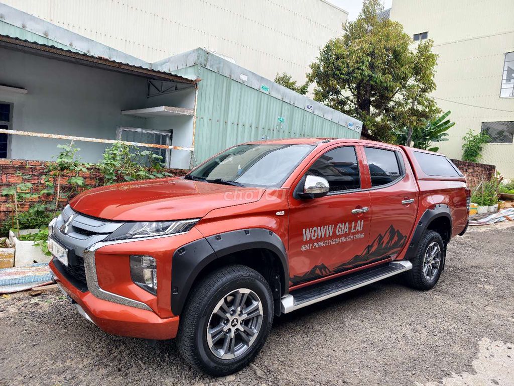 Mitsubishi Triton 2021 - ảnh 1