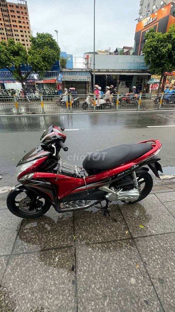 Honda Air Blade 2012 - ảnh 1
