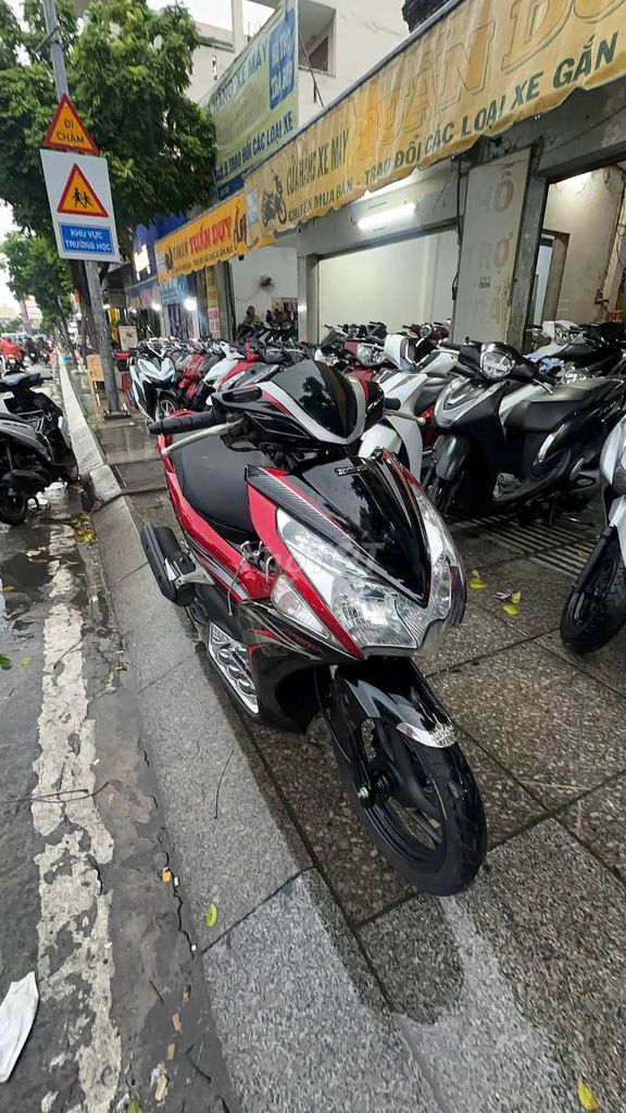 Honda Air Blade 2012 - ảnh 3