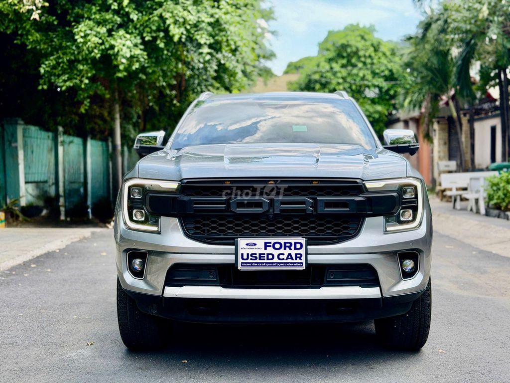 Ford Everest 2022 - ảnh 1