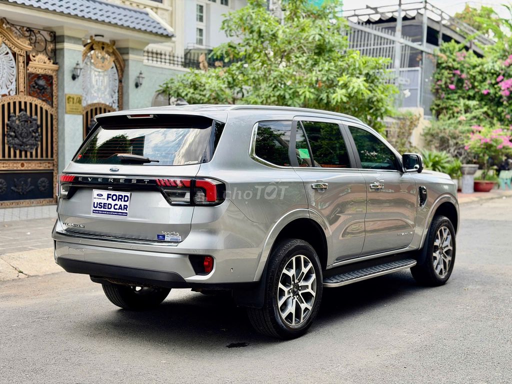 Ford Everest 2022 - ảnh 4