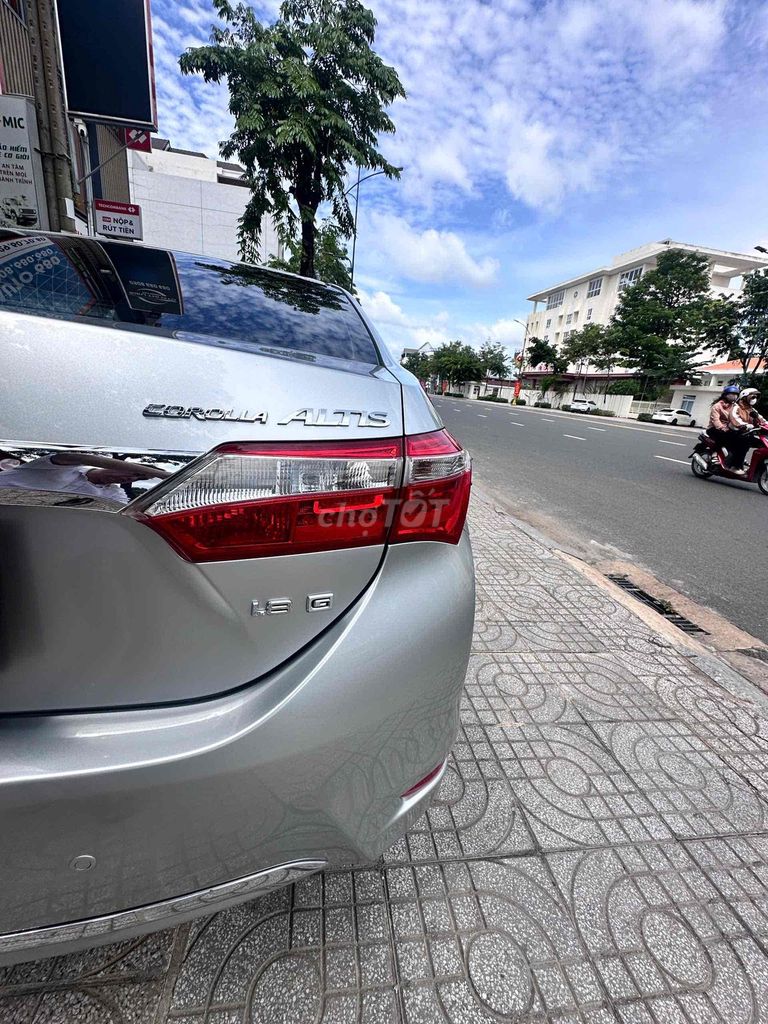 Toyota Corolla Altis 2015 - ảnh 4