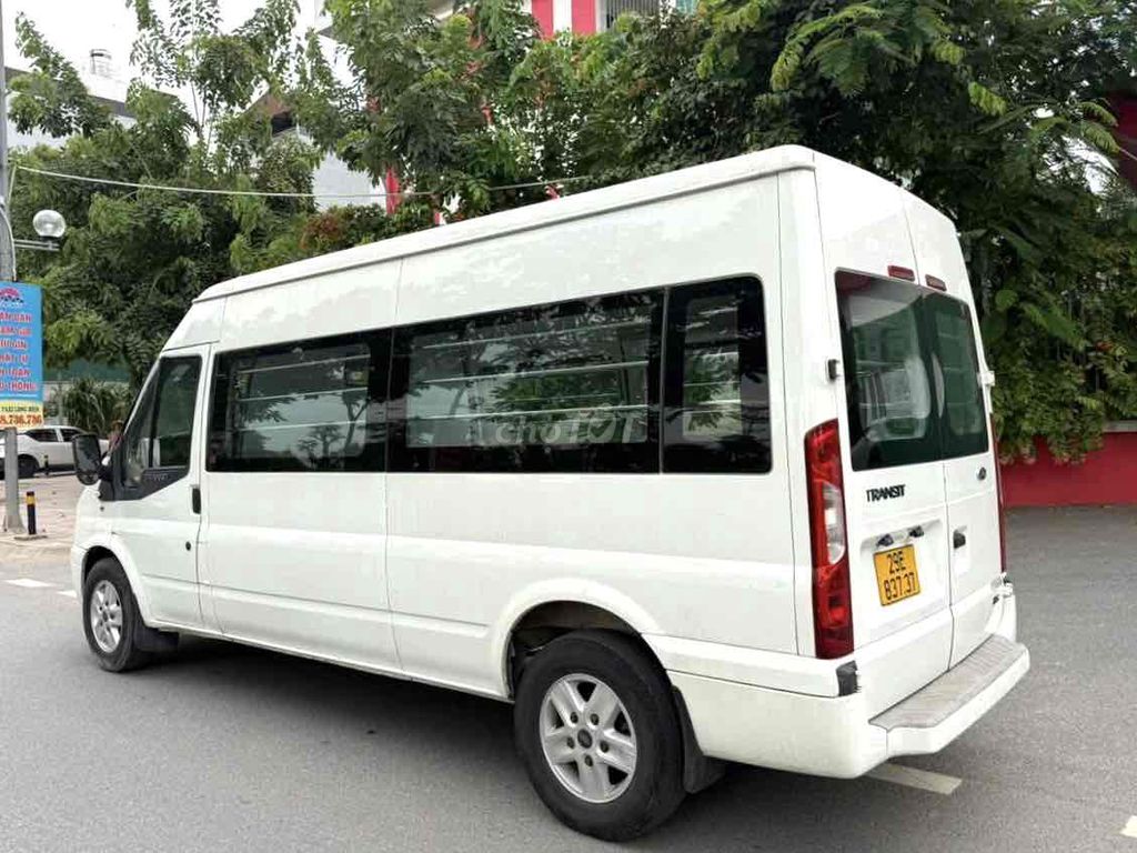 Ford Transit - ảnh 3