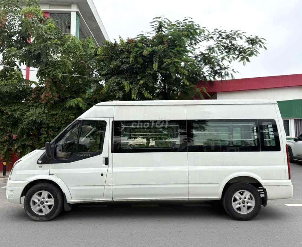 Ford Transit - ảnh 5
