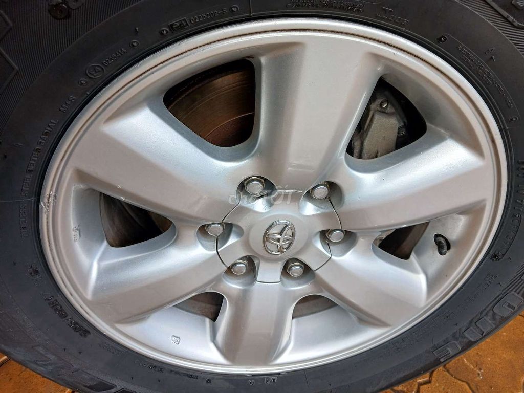 Toyota Fortuner 2009 - ảnh 5