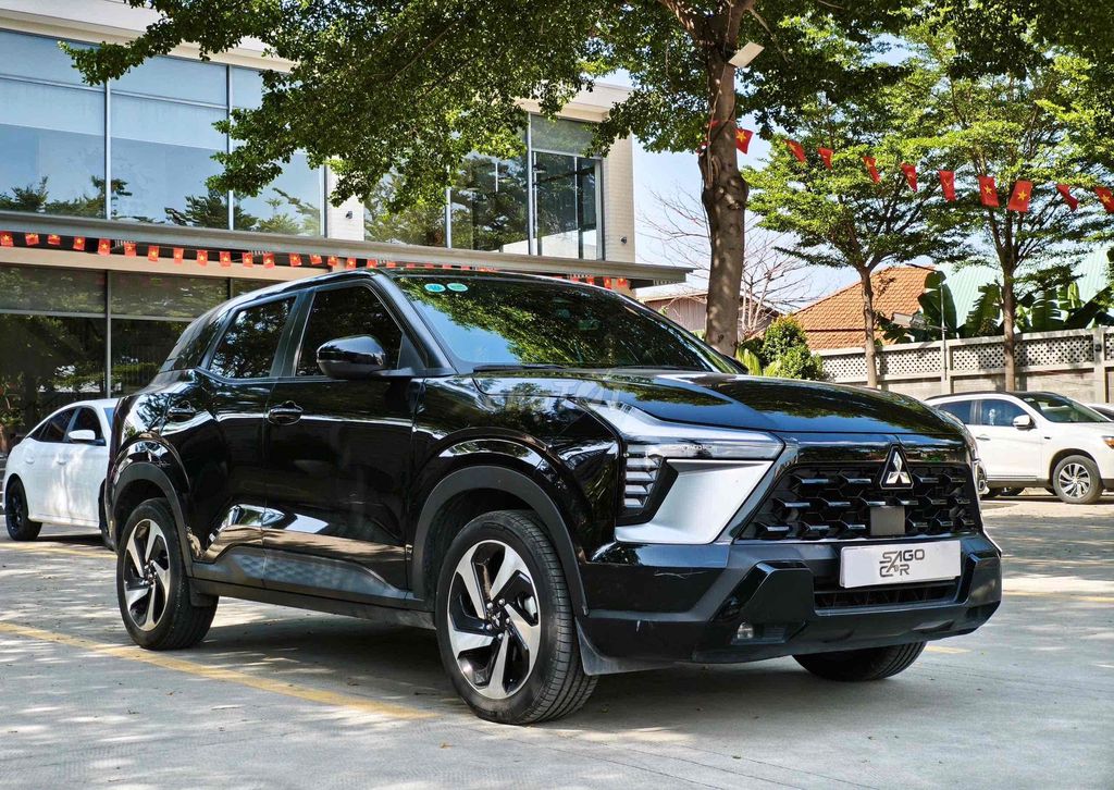 Mitsubishi Xforce Ultimate 2024 - ảnh 1