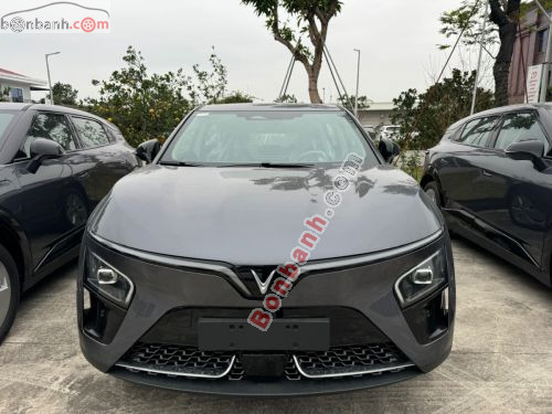 VinFast VF7 Eco 2026 - ảnh 1
