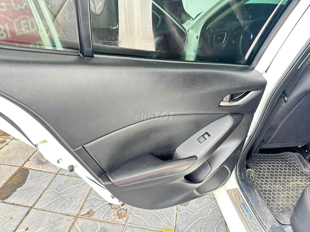 Mazda 3 - ảnh 3