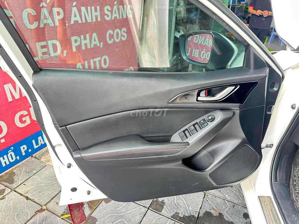 Mazda 3 - ảnh 5