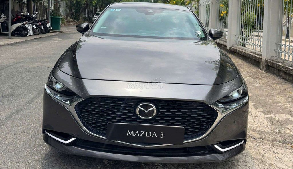 Mazda 3 - ảnh 1