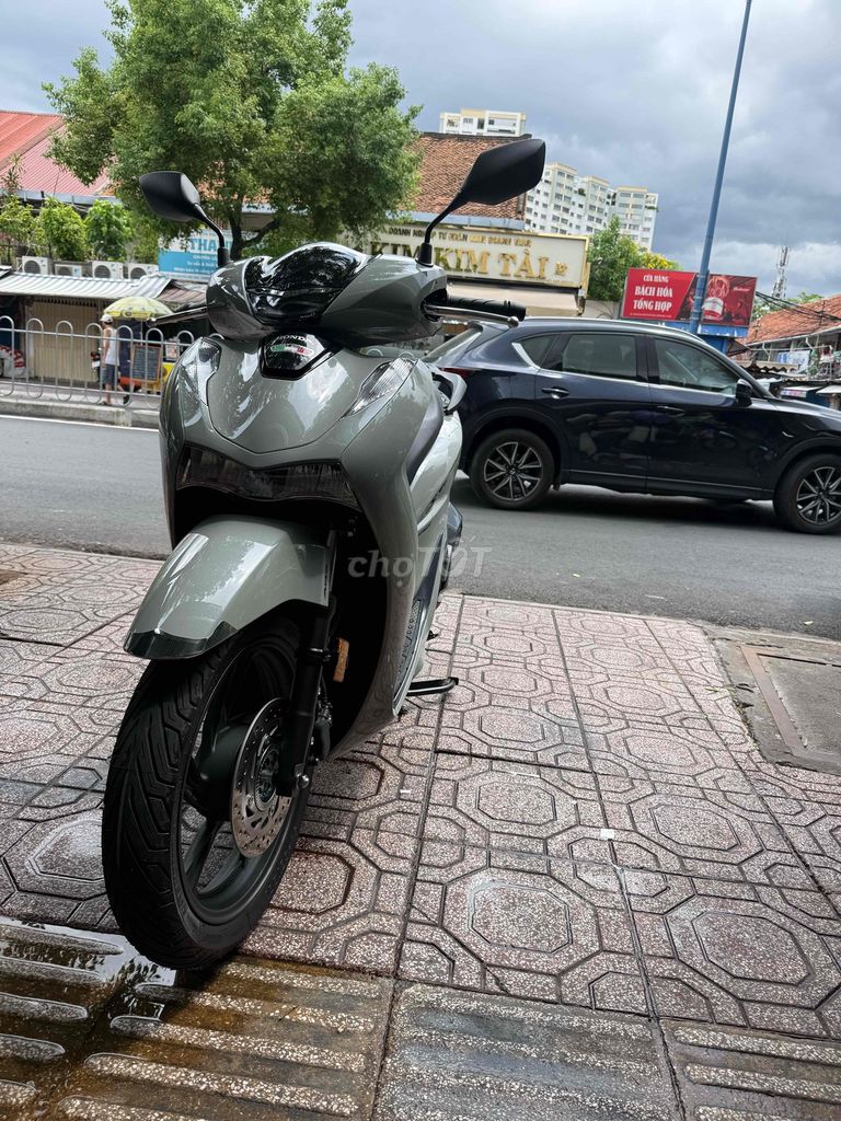 Honda SH 2025 - ảnh 1