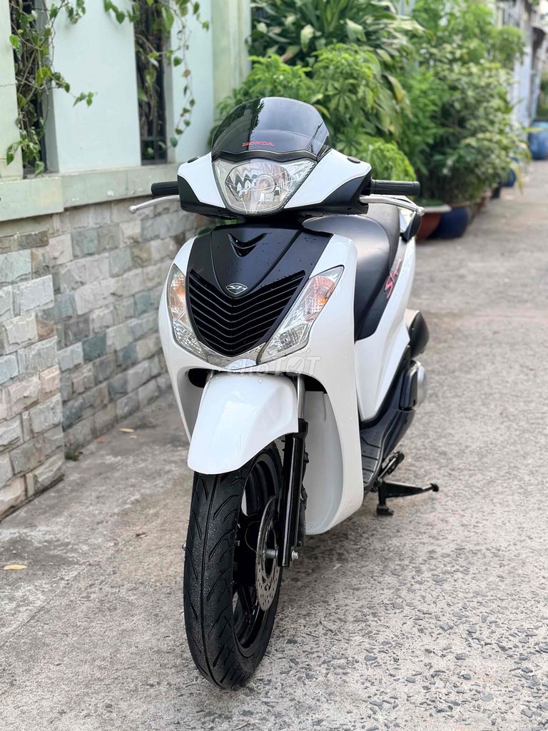 Honda 2010 - ảnh 5