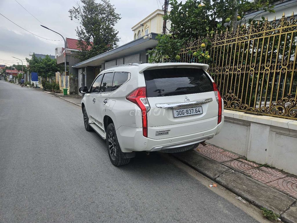 Mitsubishi Pajero Sport 2018 - ảnh 2