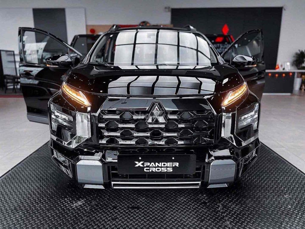 Mitsubishi Xpander Cross - ảnh 4