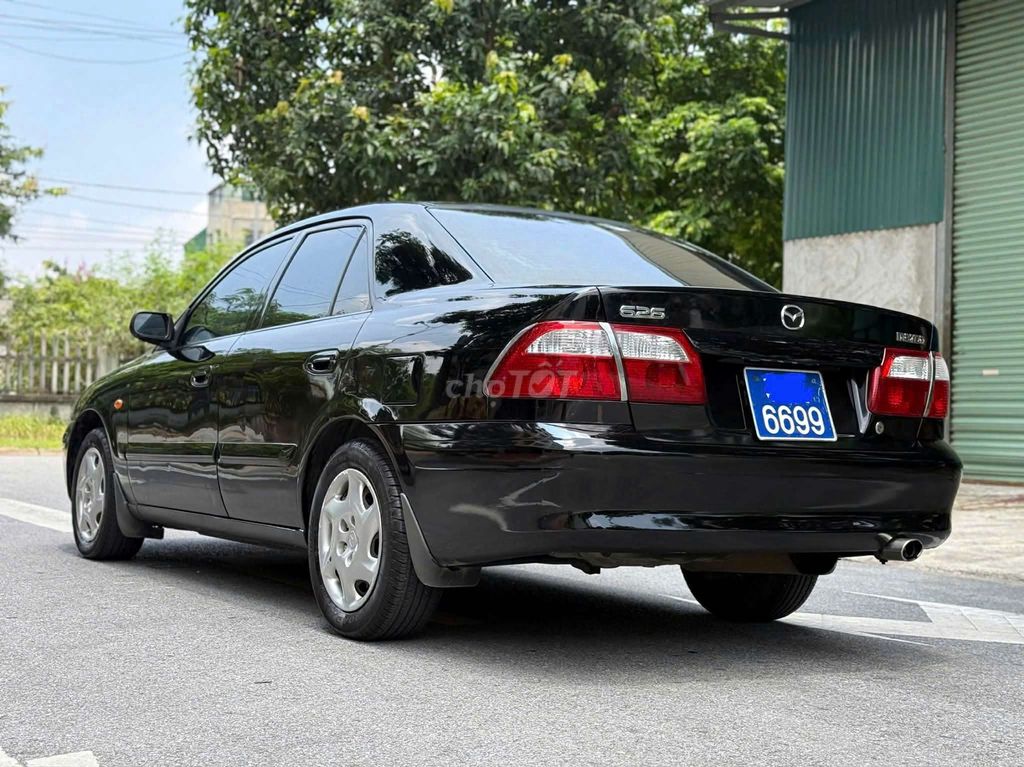 Mazda 626 - ảnh 1