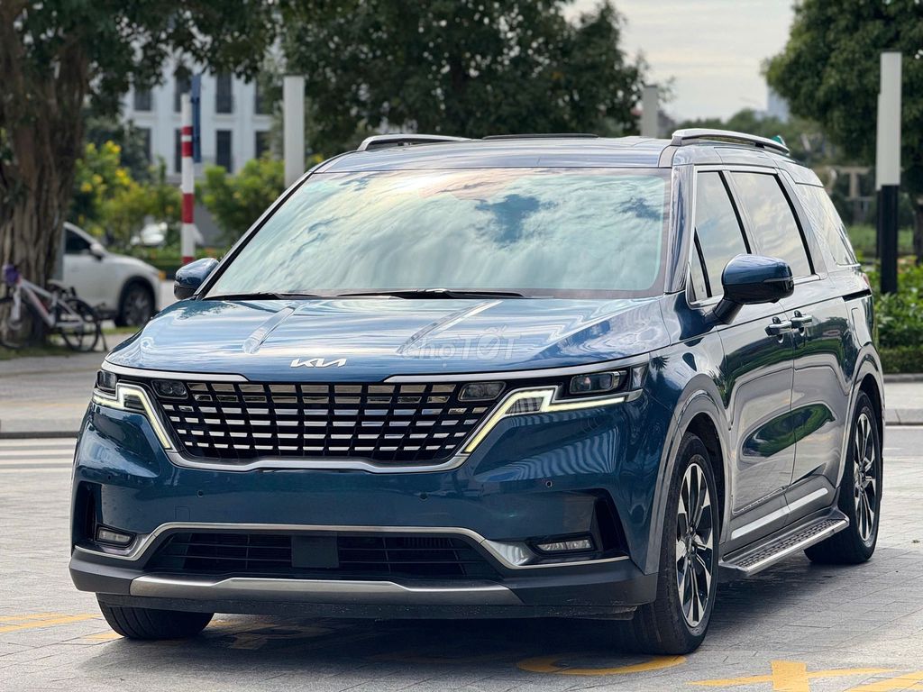 Kia Carnival Signature 2.2D 2022 - ảnh 3