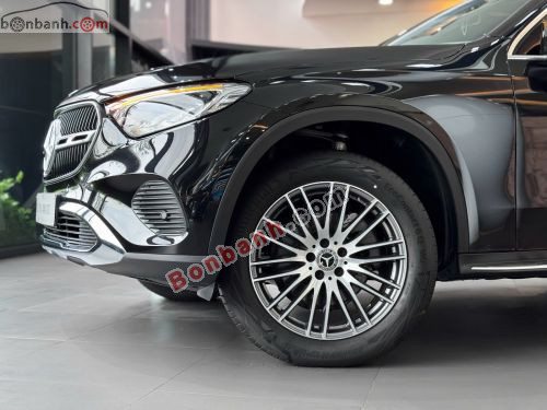 Mercedes-Benz 2025 - ảnh 1