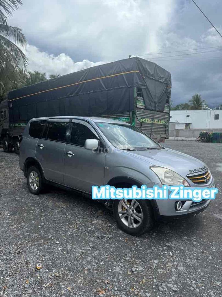 Mitsubishi Zinger 2009 - ảnh 2