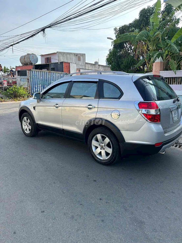 Chevrolet Captiva - ảnh 3