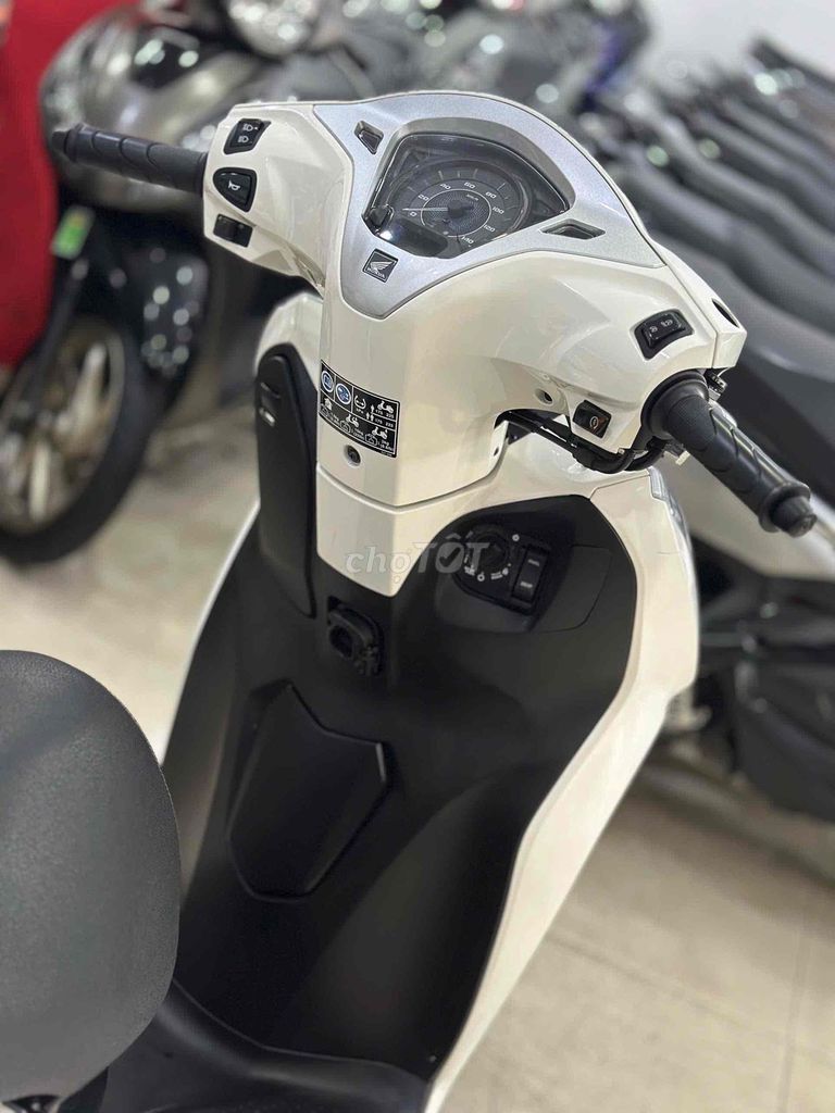 Honda Lead 2025 - ảnh 3