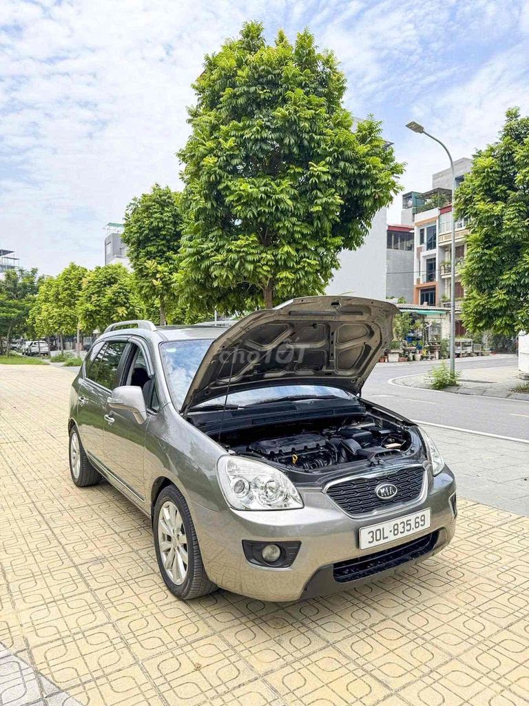 Kia Carens 2011 - ảnh 4