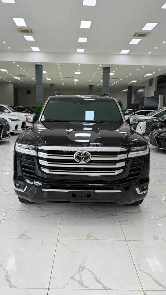 Toyota Land Cruiser LC300 2022 - ảnh 1