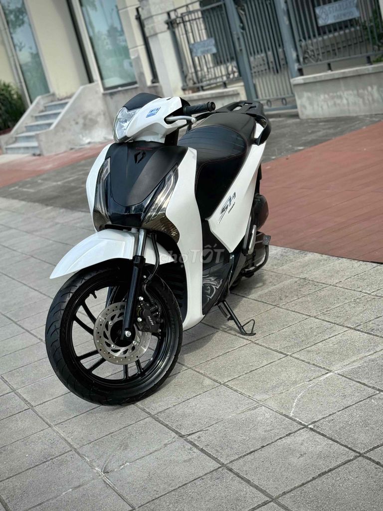 Honda SH 2016 - ảnh 3