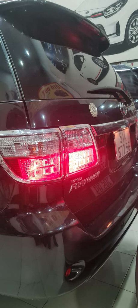 Toyota Fortuner 2010 - ảnh 2