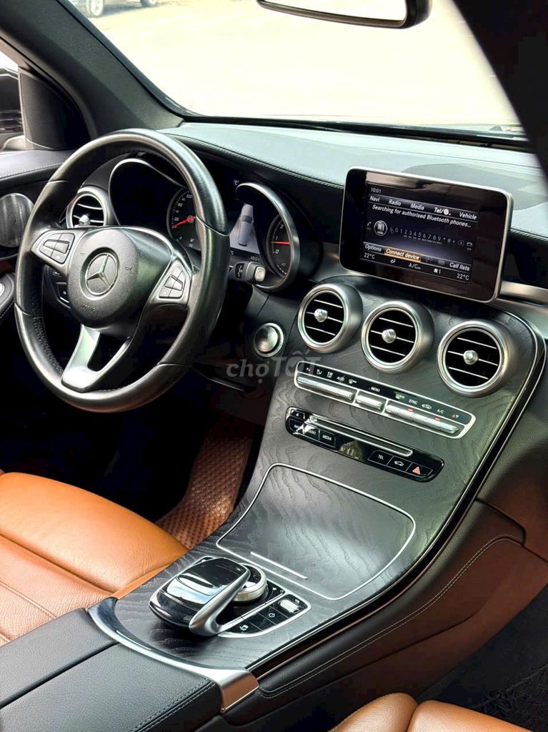 Mercedes-Benz GLC 2018 - ảnh 4